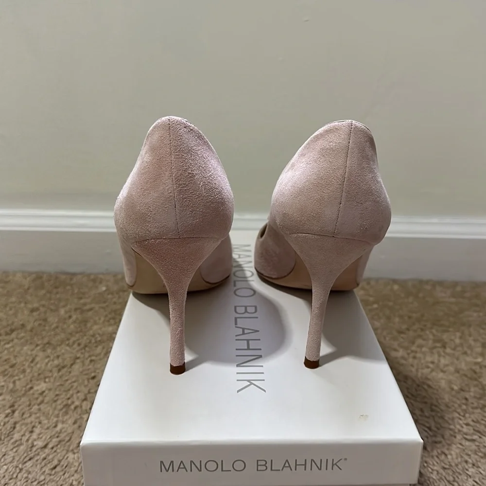 Manolo Blahnik Camelia suede heel with flower - Picture 3 of 7